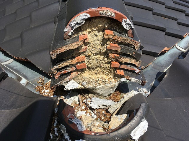 鬼巻き漆喰の崩壊